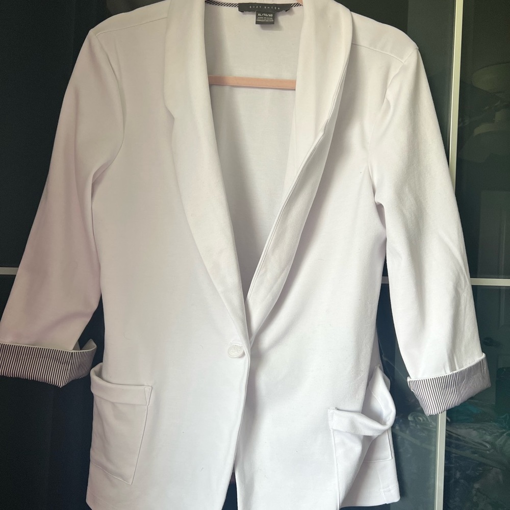 White xl blazer